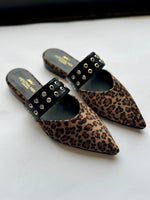 Cargar imagen en el visor de la galería, Flats Kenya con Ojillo  Mentha Mia E1005
